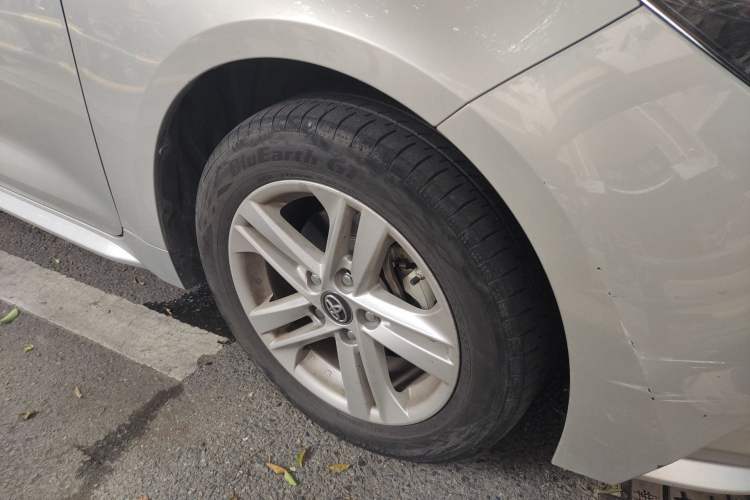 Used Toyota Levin 2021 185T CVT Luxury Edition Right Front Wheel Hub