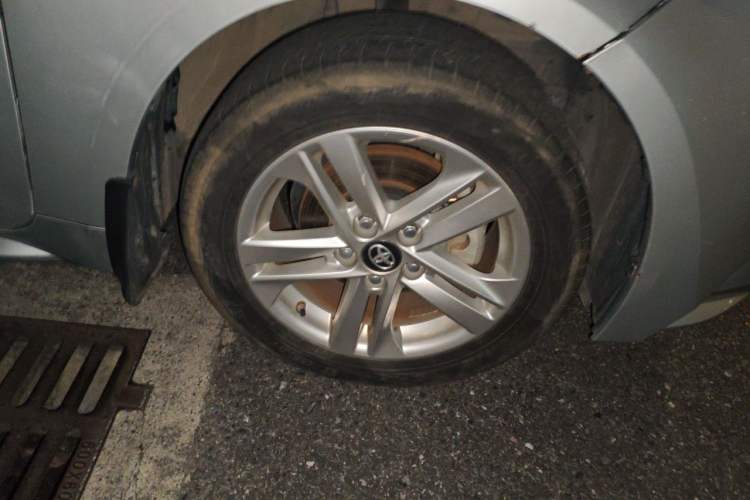Used Toyota Levin 2021 Dual-Engine 1.8H E-CVT Luxury Edition Right Front Wheel Hub