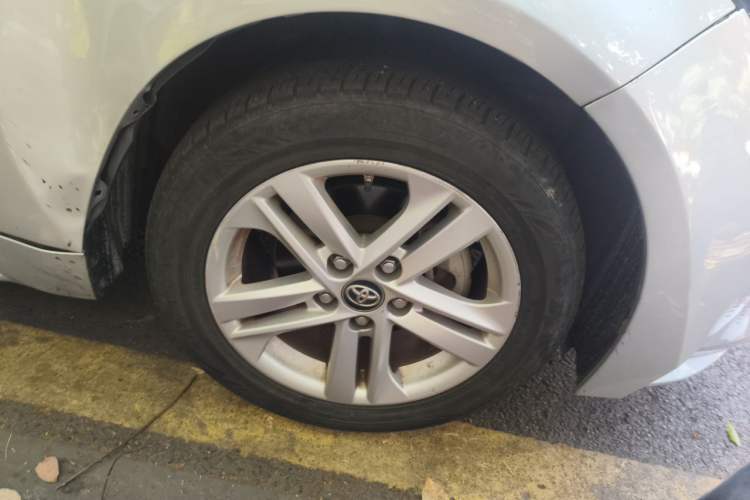 Used Toyota Levin 2021 185T CVT Luxury Edition Right Front Wheel Hub