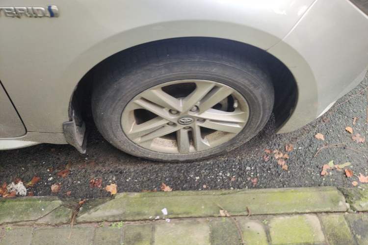 Used Toyota Levin 2021 Dual-Engine 1.8H E-CVT Luxury Edition Right Front Wheel Hub
