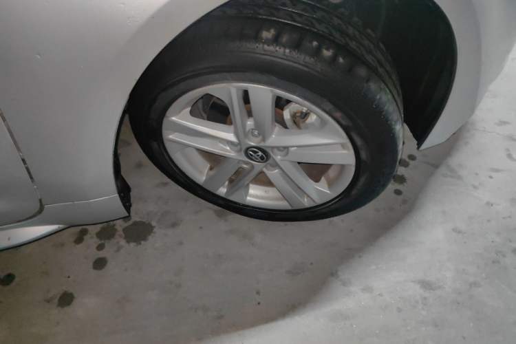 Used Toyota Levin 2021 185T CVT Luxury Edition Right Front Wheel Hub