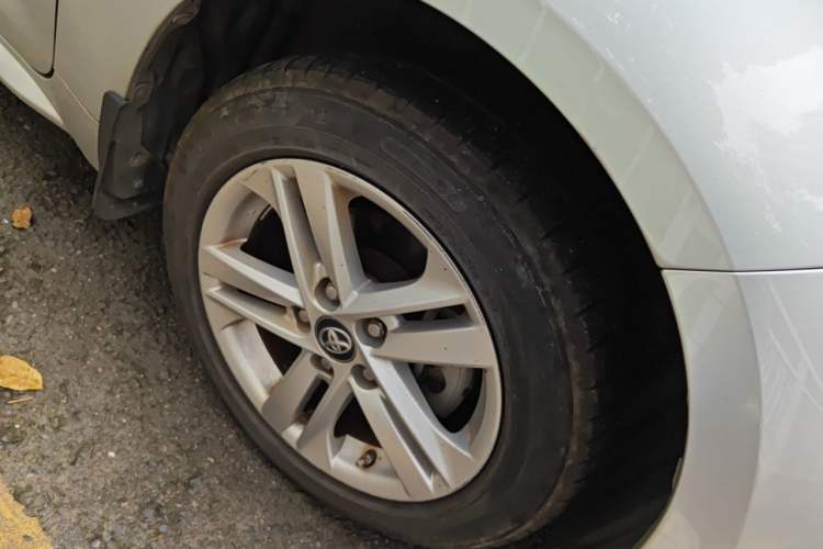 Used Toyota Levin 2021 185T CVT Entry-Level Version Right Front Wheel Hub