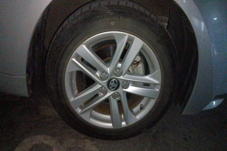 Used Toyota Levin 2021 Dual-Engine 1.8H E-CVT Luxury Edition Right Front Wheel Hub