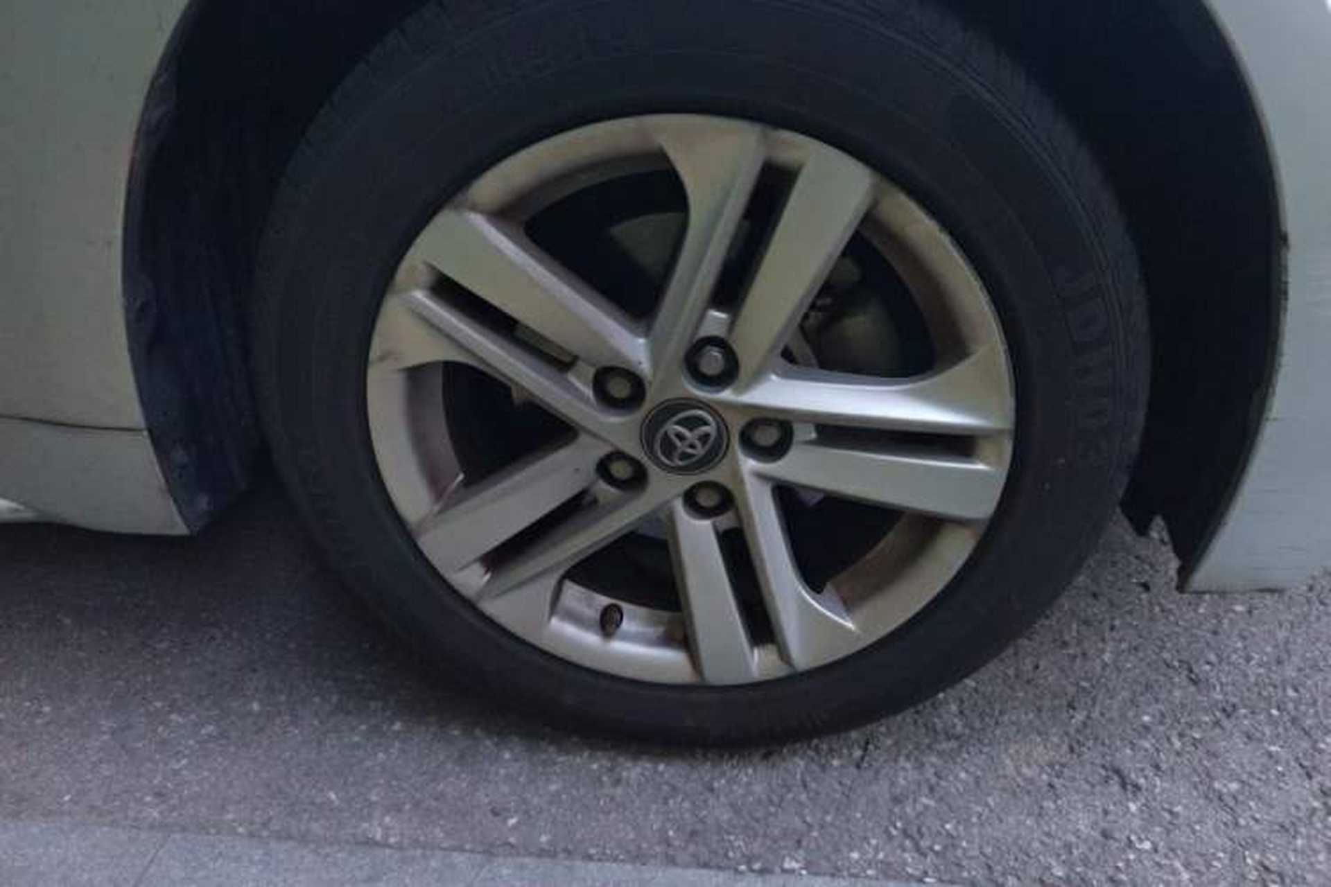 Used Toyota Levin 2021 185T CVT Luxury Edition Right Front Wheel Hub