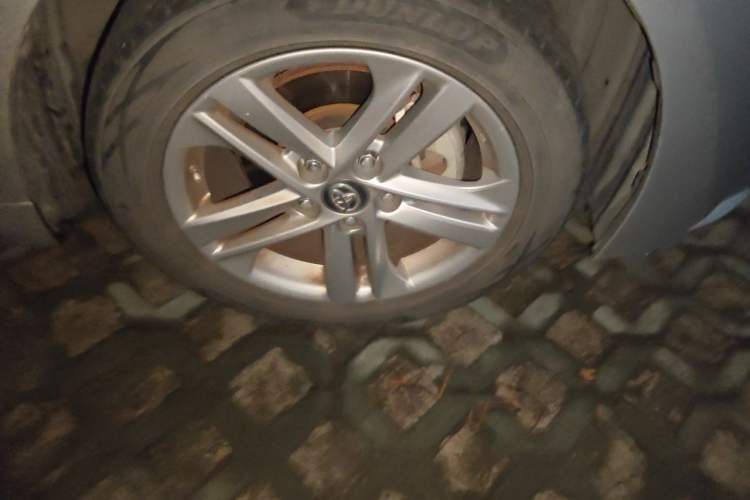 Used Toyota Levin 2021 185T CVT Luxury Edition Right Front Wheel Hub