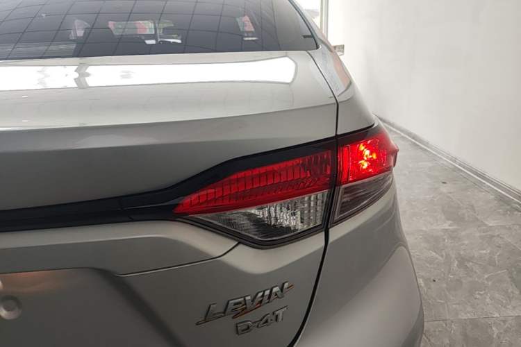 Used Toyota Levin 2021 185T CVT Luxury Edition Right Rear Taillight