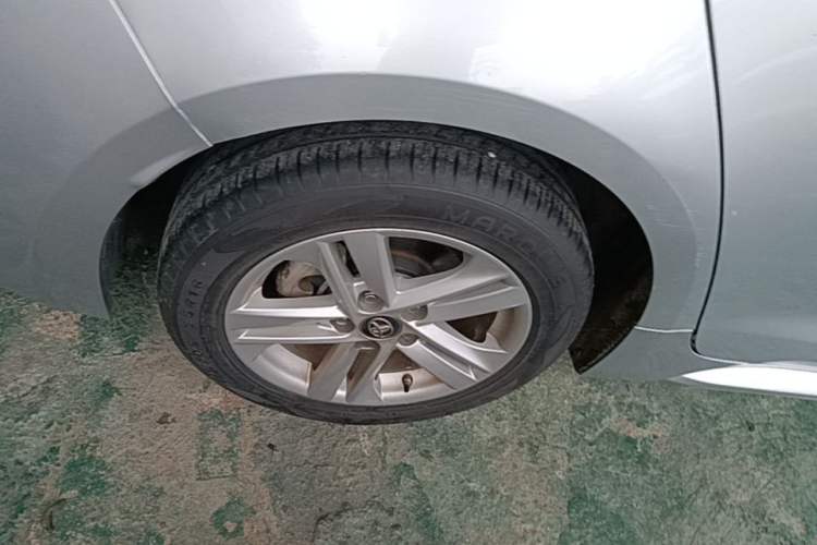 Used Toyota Levin 2021 Dual-Engine 1.8H E-CVT Luxury Edition Right Rear Wheel Hub