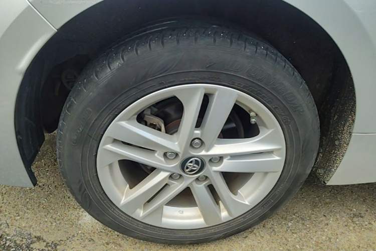 Used Toyota Levin 2021 Dual-Motor 1.8H E-CVT Progressive Edition Right Rear Wheel Hub