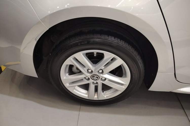 Used Toyota Levin 2021 185T CVT Entry-Level Version Right Rear Wheel Hub