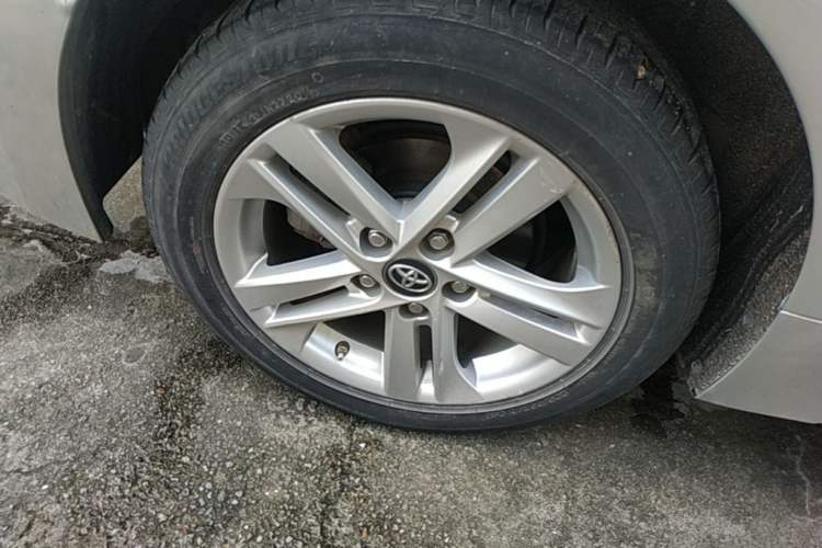 Used Toyota Levin 2021 Dual-Engine 1.8H E-CVT Luxury Edition Right Rear Wheel Hub
