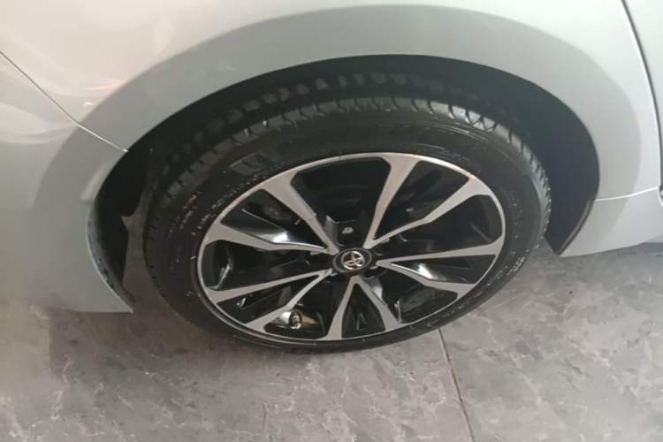Used Toyota Levin 2021 185T CVT Sport Edition Right Rear Wheel Hub