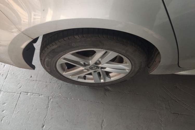 Used Toyota Levin 2021 Dual-Engine 1.8H E-CVT Luxury Edition Right Rear Wheel Hub