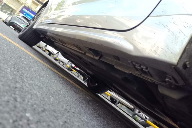 Used Toyota Levin 2021 Dual-Motor 1.8H E-CVT Sport Edition Right Side Sill