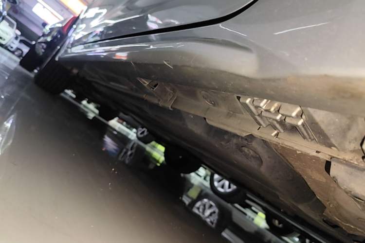 Used Toyota Levin 2021 185T CVT Luxury Edition Right Side Sill