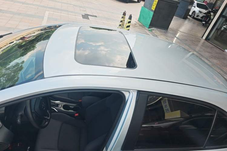 Used Toyota Levin 2021 185T CVT Luxury Edition Roof