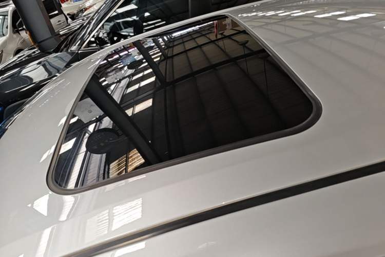 Used Toyota Levin 2021 185T CVT Luxury Edition Roof