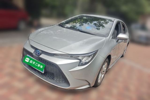 Ojetý Toyota Levin 2021 Dual-Motor 1.8H E-CVT Leading Edition