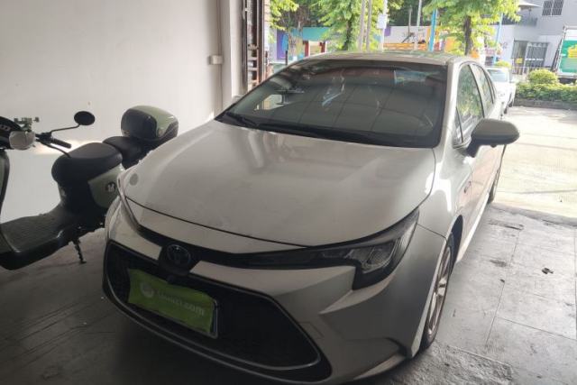 Ojetý Toyota Levin 2021 Dual-Engine 1.8H E-CVT Luxury Edition
