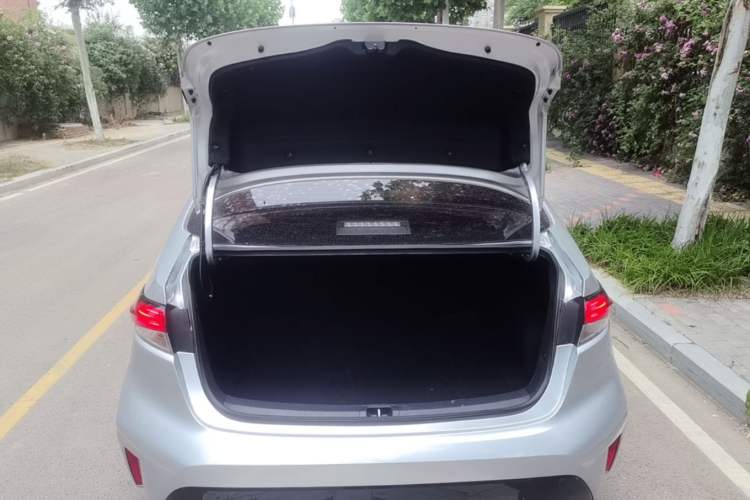 Used Toyota Levin 2021 Dual-Engine 1.8H E-CVT Luxury Edition Trunk