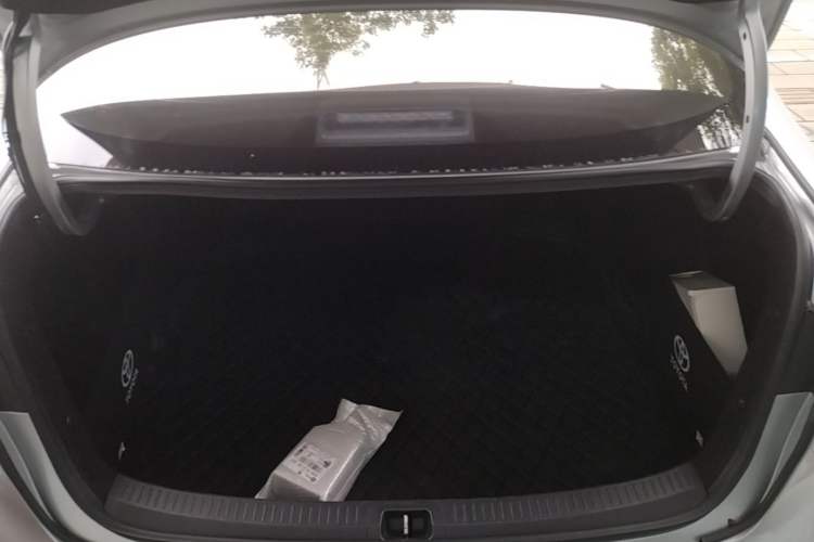 Used Toyota Levin 2021 185T CVT Luxury Edition Trunk
