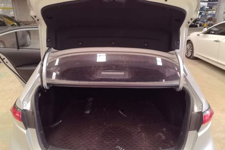 Used Toyota Levin 2021 Dual-Motor 1.8H E-CVT Sport Edition Trunk