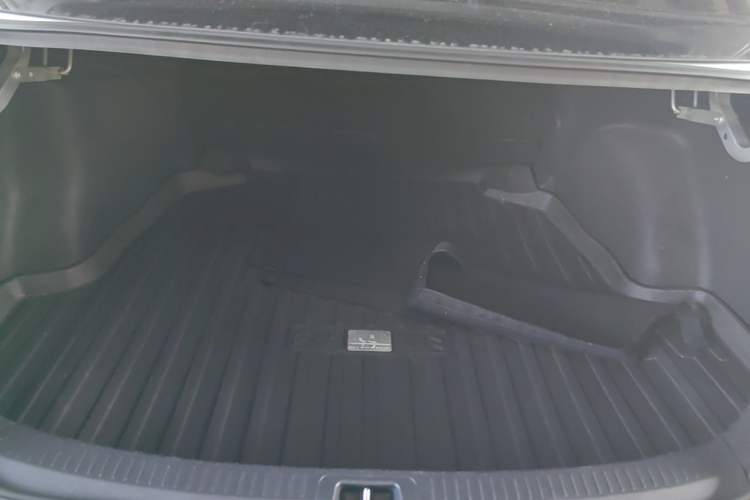 Used Toyota Levin 2021 Dual-Motor 1.8H E-CVT Sport Edition Trunk