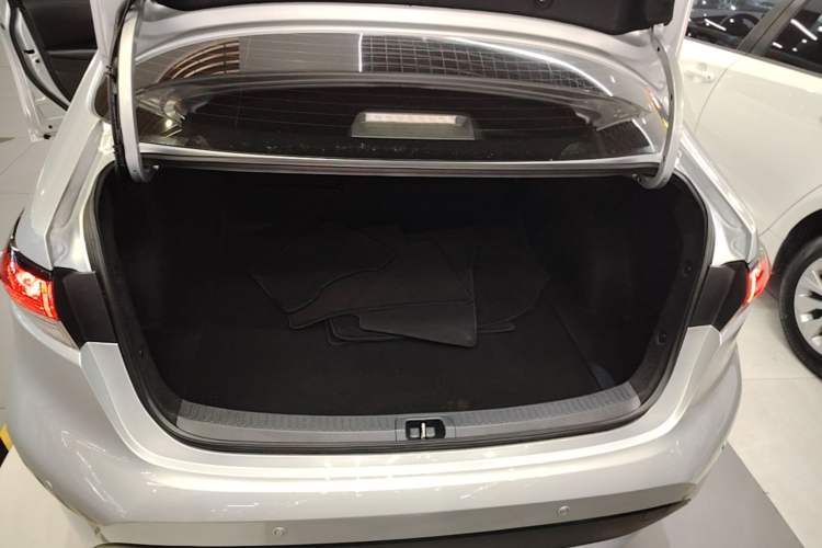 Used Toyota Levin 2021 185T CVT Entry-Level Version Trunk
