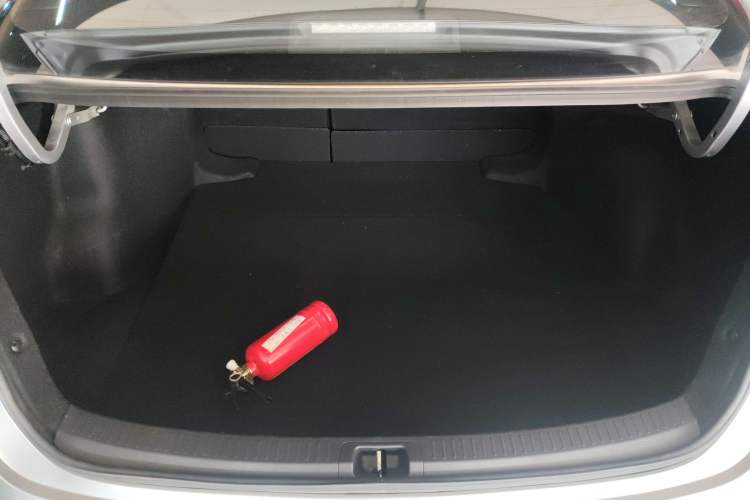 Used Toyota Levin 2021 185T CVT Luxury Edition Trunk