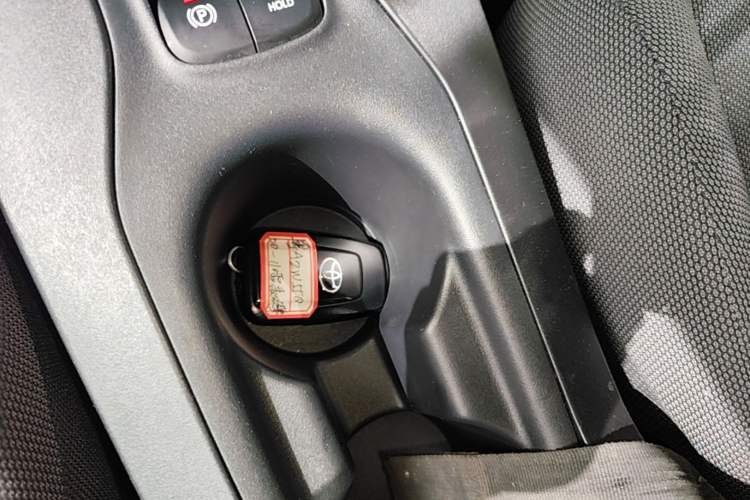Used Toyota Levin 2021 Dual-Engine 1.8H E-CVT Luxury Edition Vehicle Key