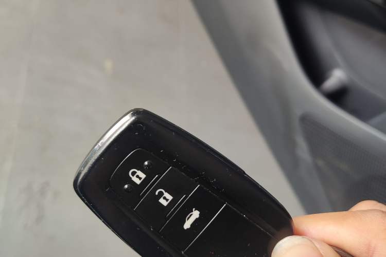 Used Toyota Levin 2021 Dual-Engine 1.8H E-CVT Luxury Edition Vehicle Key