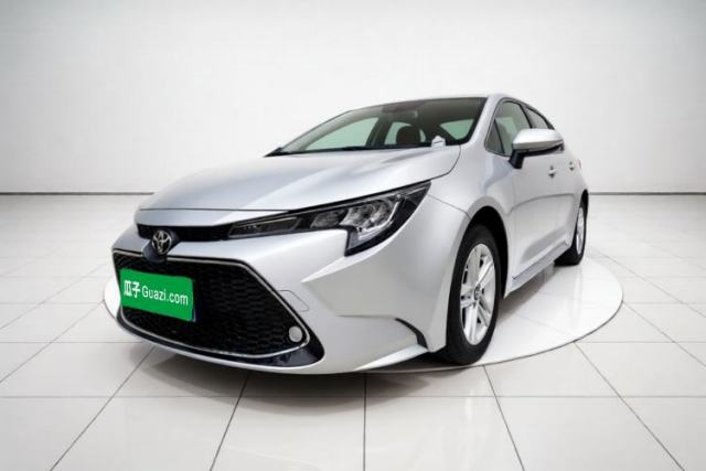 Ojetý Toyota Levin 2021 185T CVT Luxury Edition