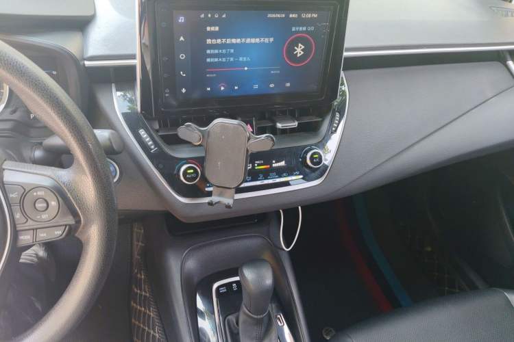 Used Toyota Levin 2021 Dual-Engine 1.8H E-CVT Luxury Edition Audio And AC Panel