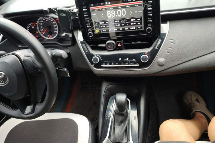 Used Toyota Levin 2021 TNGA 1.5L CVT Entry-Level Model Audio And AC Panel