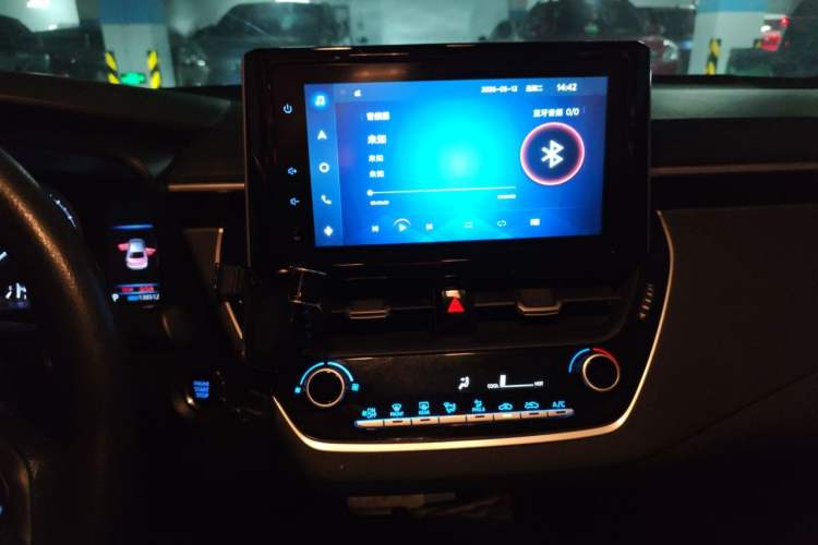 Used Toyota Levin 2021 185T CVT Luxury Edition Audio And AC Panel