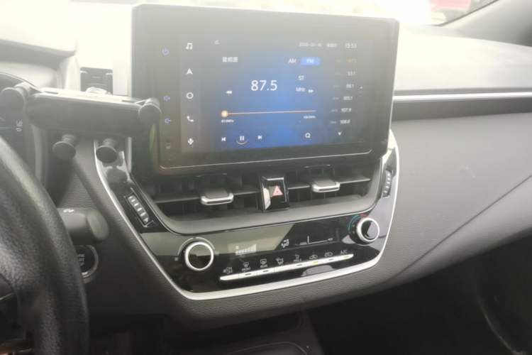 Used Toyota Levin 2021 185T CVT Luxury Edition Audio And AC Panel