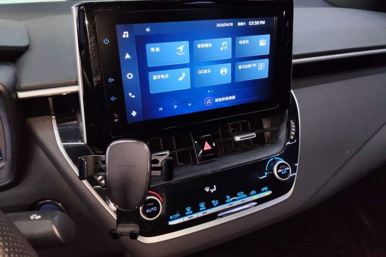 Used Toyota Levin 2021 Dual-Engine 1.8H E-CVT Luxury Edition Audio And AC Panel
