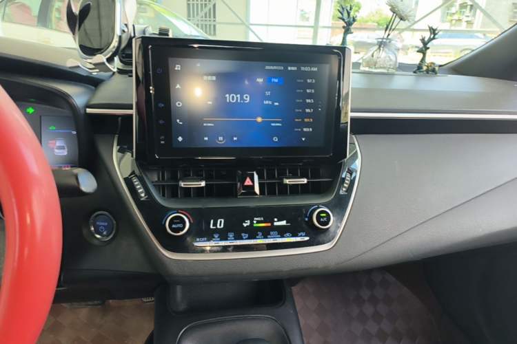 Used Toyota Levin 2021 Dual-Engine 1.8H E-CVT Luxury Edition Audio And AC Panel