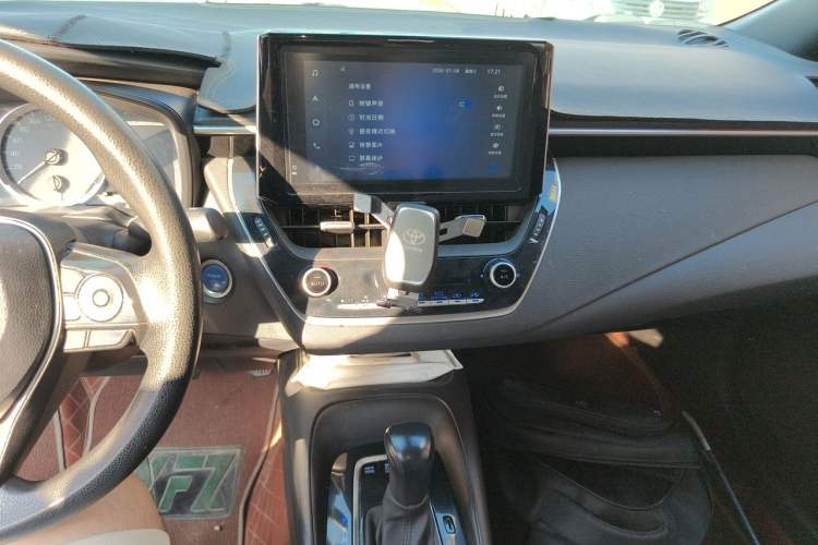 Used Toyota Levin 2021 Dual-Engine 1.8H E-CVT Luxury Edition Audio And AC Panel