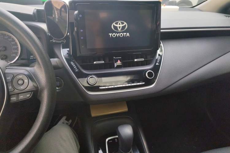Used Toyota Levin 2021 185T CVT Luxury Edition Audio And AC Panel