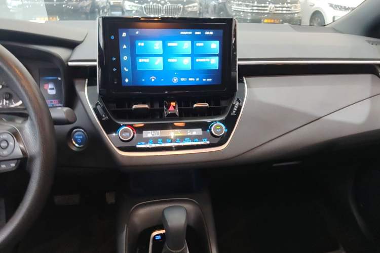 Used Toyota Levin 2021 Dual-Engine 1.8H E-CVT Luxury Edition Audio And AC Panel