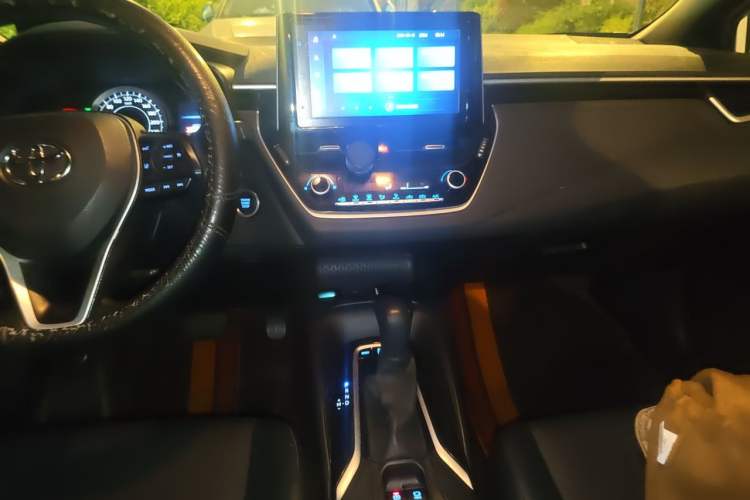 Used Toyota Levin 2021 185T CVT Luxury Edition Audio And AC Panel