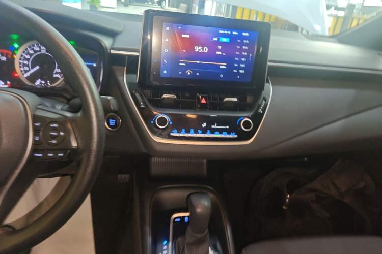 Used Toyota Levin 2021 185T CVT Luxury Edition Audio And AC Panel