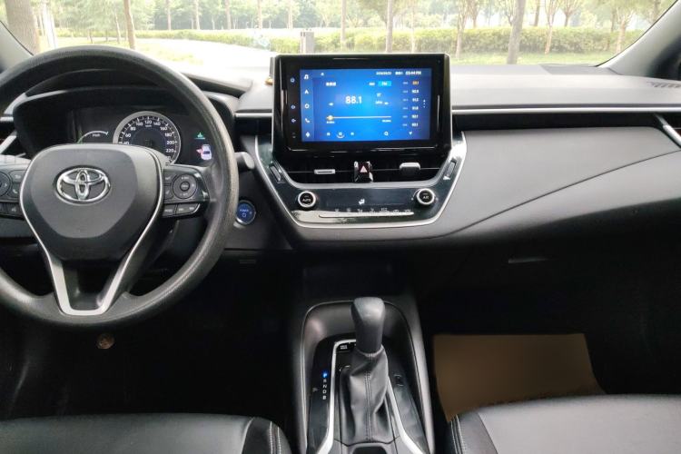Used Toyota Levin 2021 Dual-Engine 1.8H E-CVT Luxury Edition Audio And AC Panel