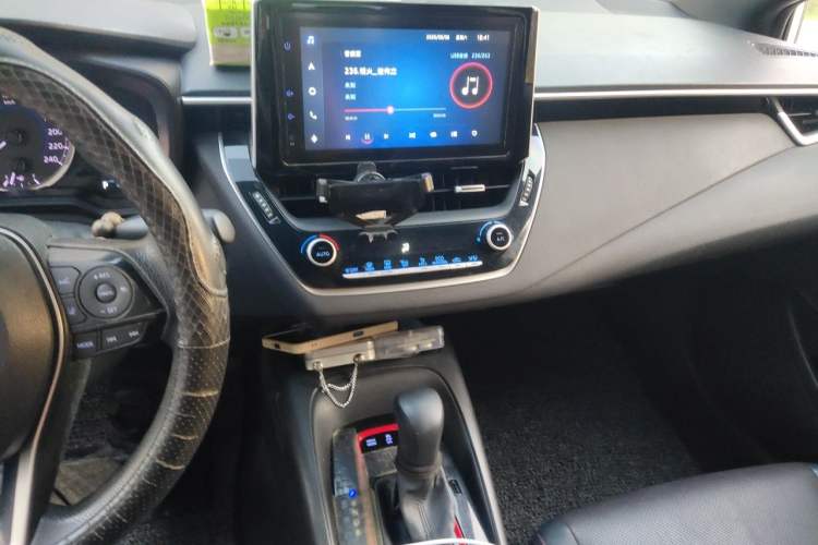 Used Toyota Levin 2021 Dual-Motor 1.8H E-CVT Sport Edition Audio And AC Panel