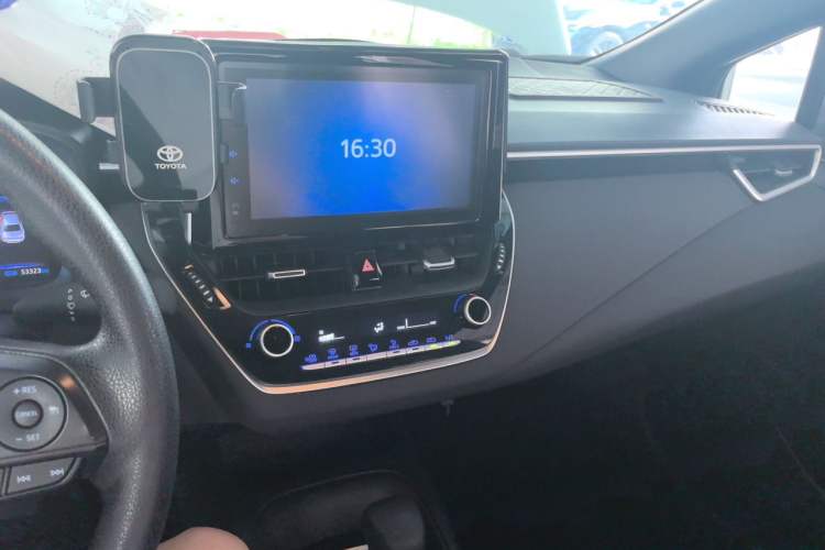 Used Toyota Levin 2021 185T CVT Luxury Edition Audio And AC Panel