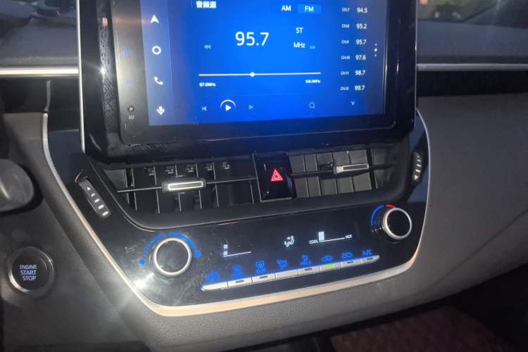 Used Toyota Levin 2021 185T CVT Luxury Edition Audio And AC Panel