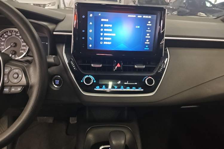 Used Toyota Levin 2021 185T CVT Luxury Edition Audio And AC Panel