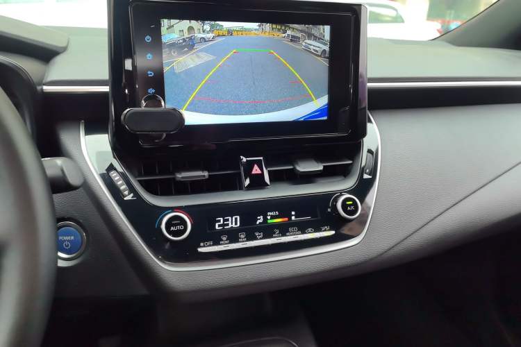 Used Toyota Levin 2021 Dual-Motor 1.8H E-CVT Leading Edition Audio And AC Panel