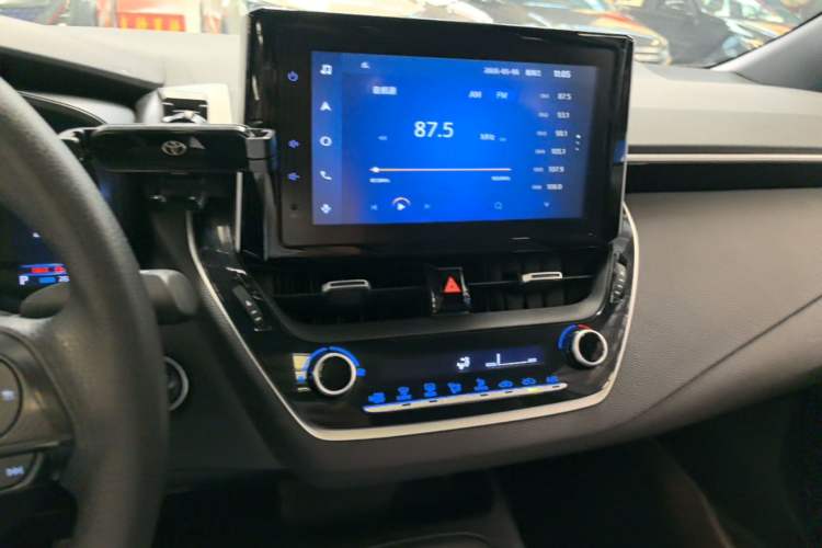 Used Toyota Levin 2021 185T CVT Luxury Edition Audio And AC Panel