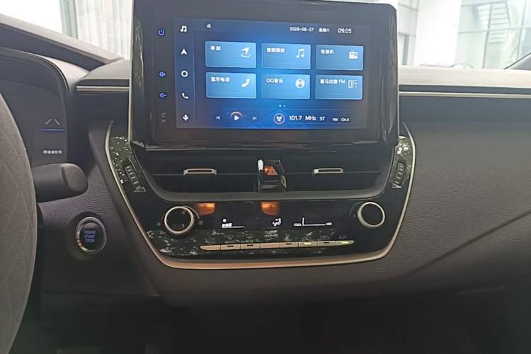Used Toyota Levin 2021 185T CVT Luxury Edition Audio And AC Panel